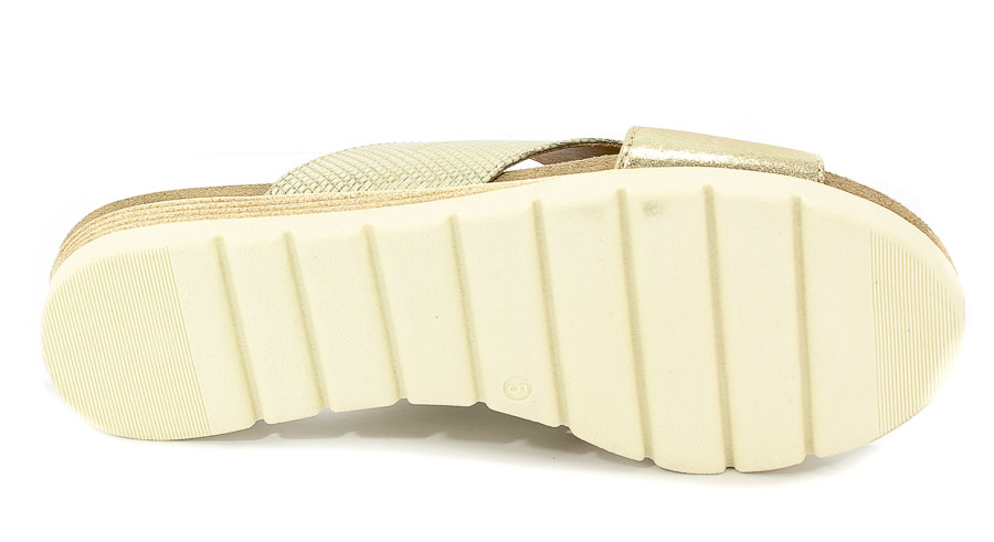 Klapki Caprice 9-27102-20 994 Gold Multi