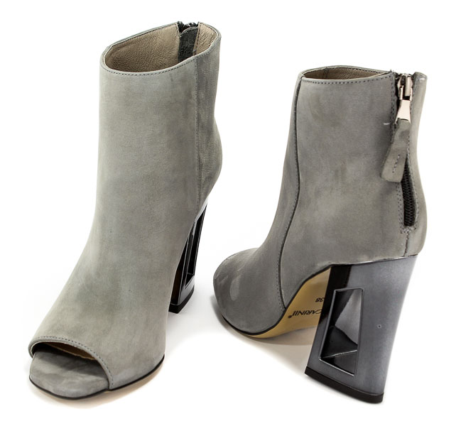 Botki Letnie Carinii B3955/CN-J51-000-000-C07 Szary