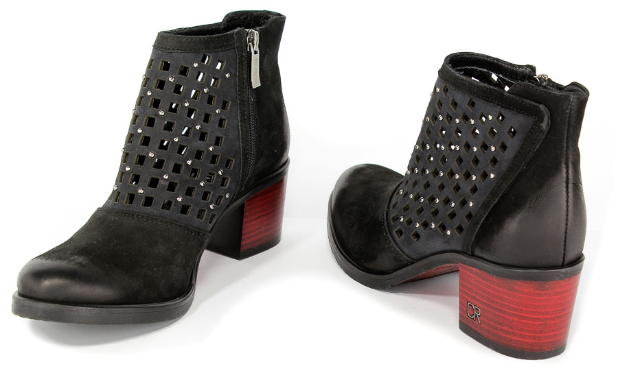 Botki Letnie Carinii B4315-360-861 Czarny