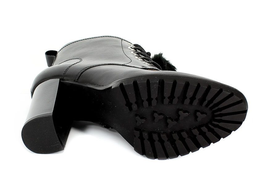 Botki Caprice 9-25202-21 022 Black Nappa