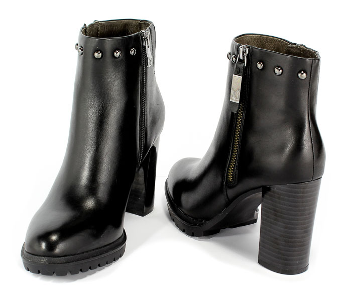 Trzewiki Caprice 9-25410-21 022 Black Nappa
