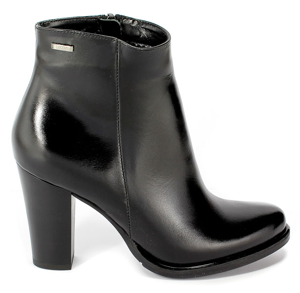 Botki Lucca 71190 Czarny Lak