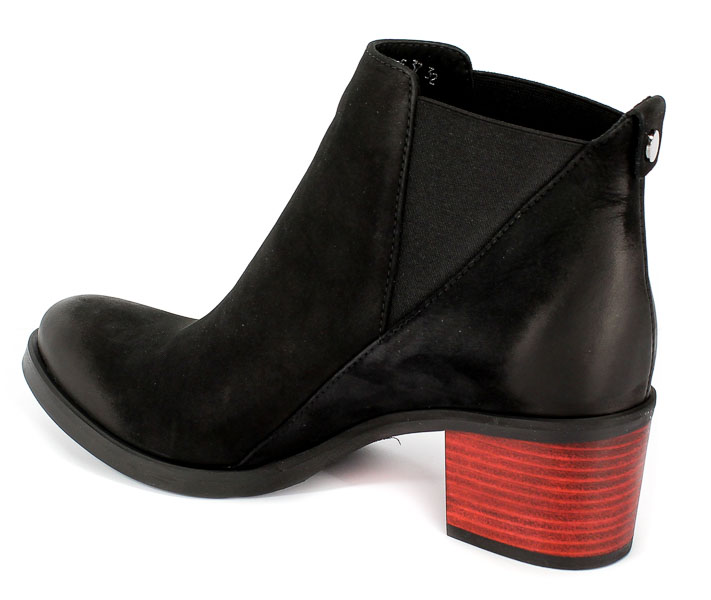 Botki Carinii B3705/NC-360-000-POL-861 Czarny