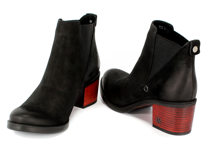 Botki Carinii B3705/NC-360-000-POL-861 Czarny