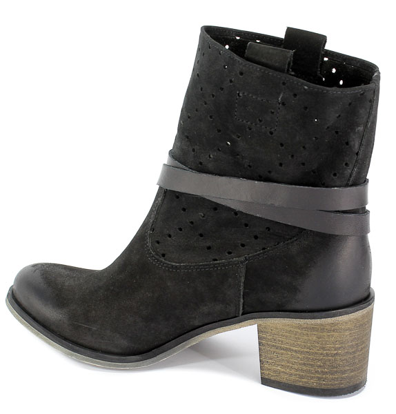 Botki Letnie Carinii B5099-360-E50-000-861 Czarny