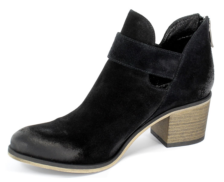 Botki Letnie Carinii B5083-H20-000-000-861 Czarny