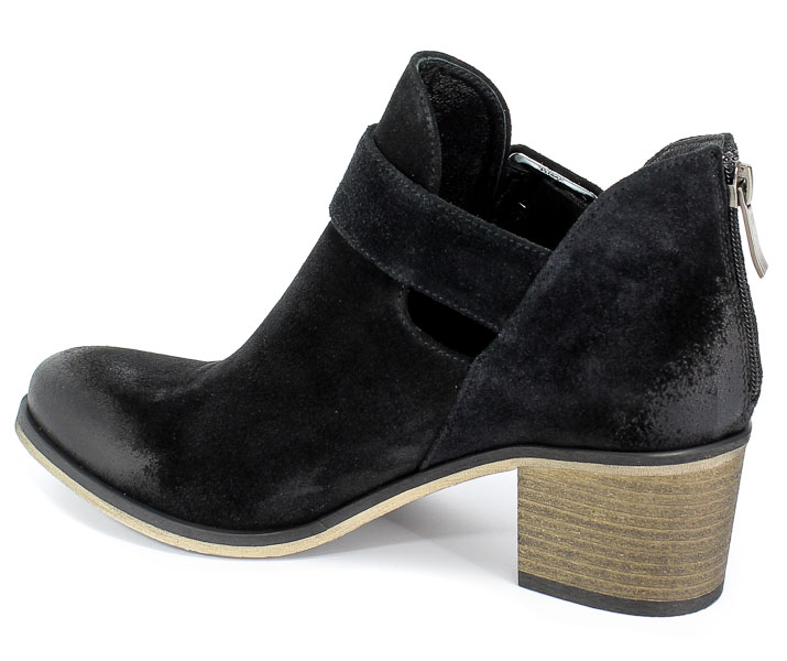 Botki Letnie Carinii B5083-H20-000-000-861 Czarny