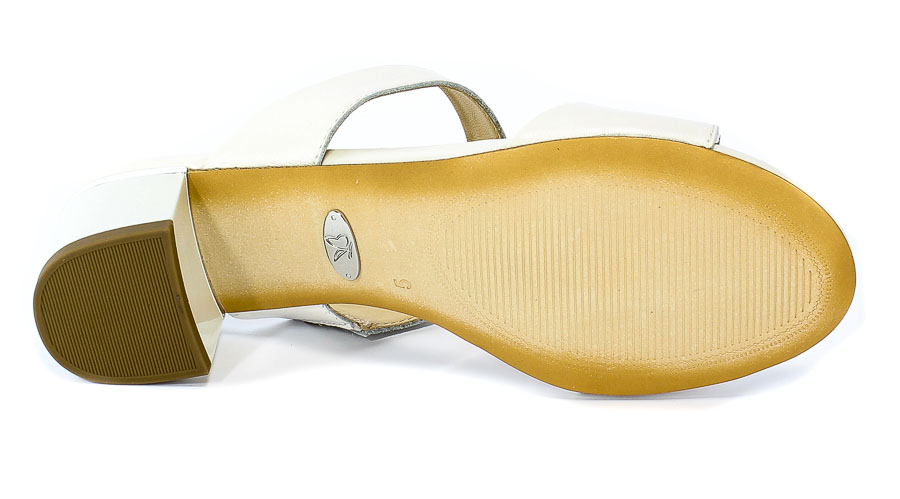 Klapki Caprice 9-27204-22 139 White Perlato