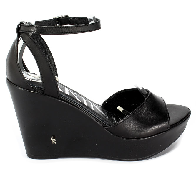 Sandały Carinii B4921-E50-000-000-C82 Czarny