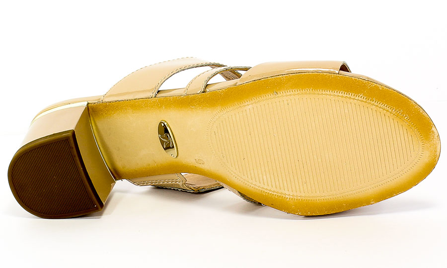 Klapki Caprice 9-27201-24 418 Beige Patent Beż