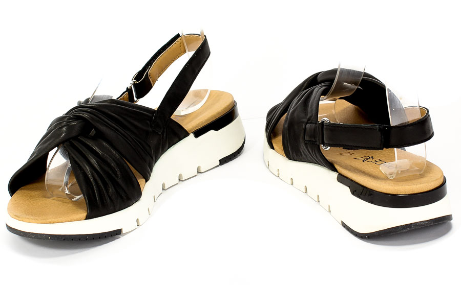 Sandały Caprice 9-28710-34 040 Black Softnap. Czarny Skóra