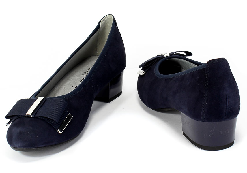 Czółenka Caprice 9-22301-25 833 Ocean Suede Co Granat Skóra