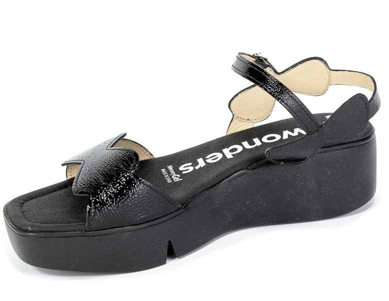 Sandały Wonders B-7901 Lack Negro