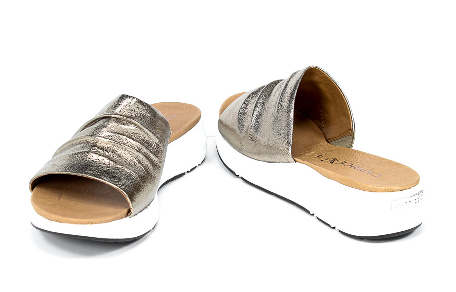 Klapki Caprice 9-27203-26 341 Taupe Metallic