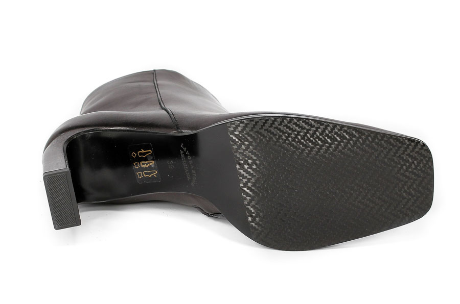 Botki Avanti Molton Black