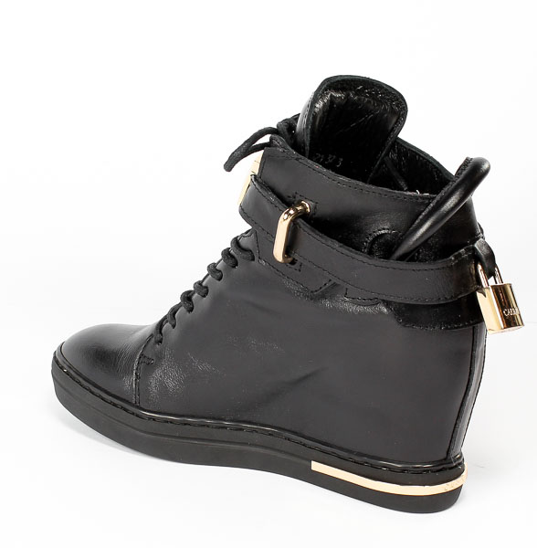 Sneakersy Carinii B5621-E50-000-B88Czary
