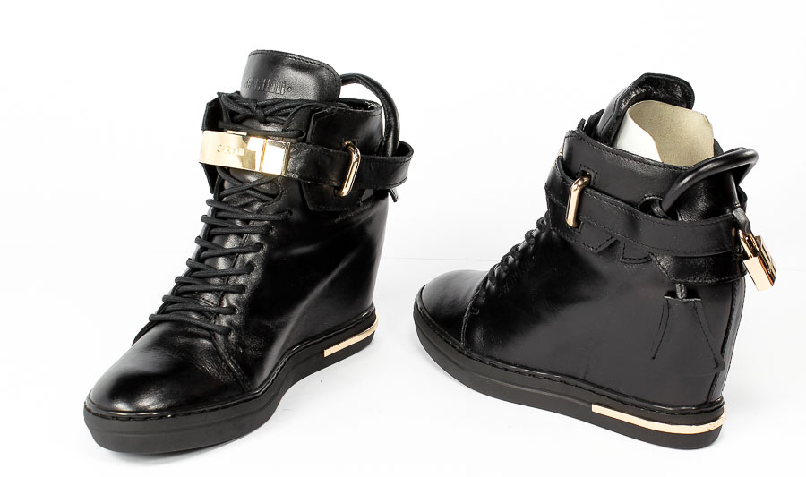 Sneakersy Carinii B5621-E50-000-B88Czary