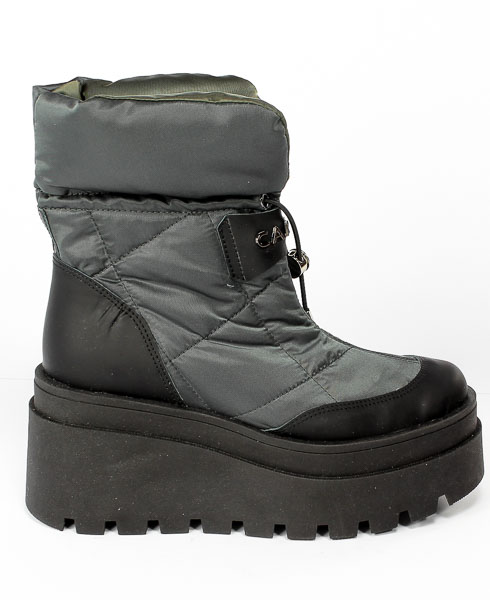 Botki Carinii B7968-R91-680-000-E67Czarny