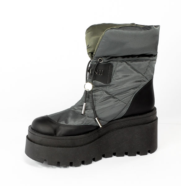 Botki Carinii B7968-R91-680-000-E67Czarny