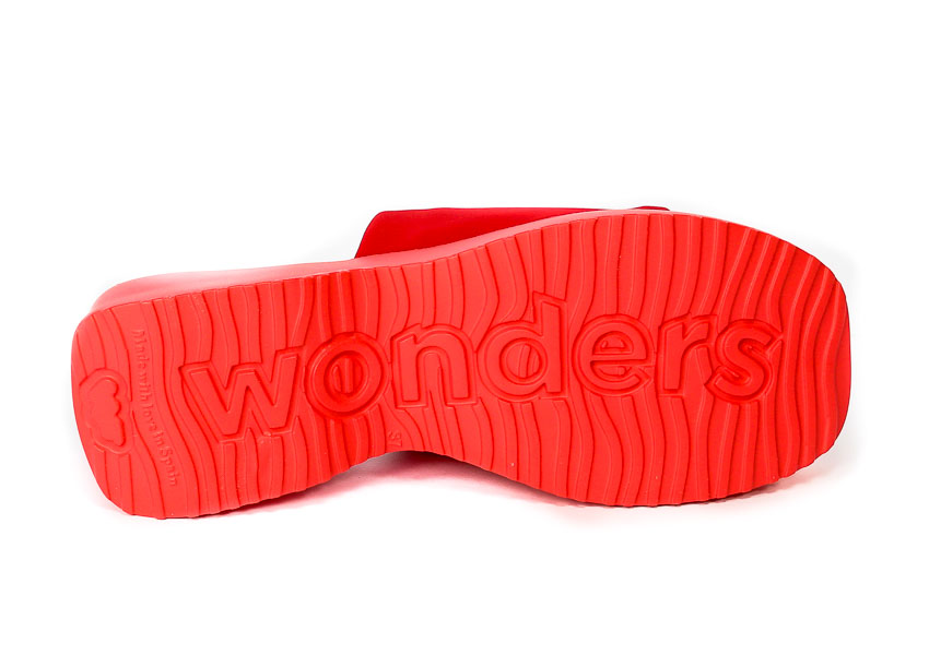 Klapki Wonders D-9701 Licra Mat Rojo