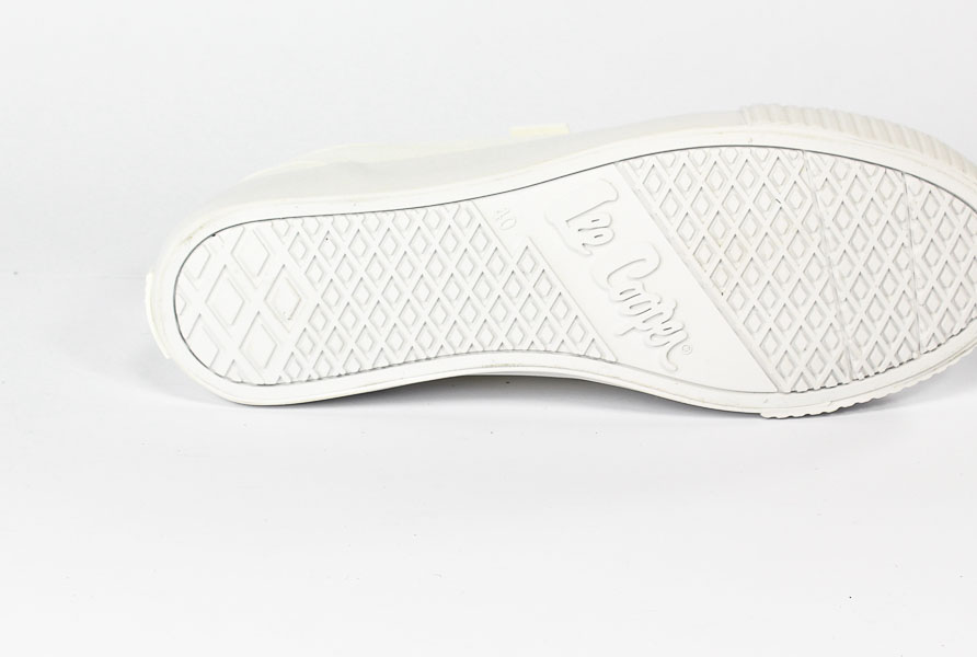 Trampki Lee Cooper LCW 22-31 0845L White