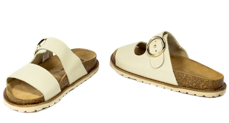 Klapki Brinkmann 700122-08 Beige 