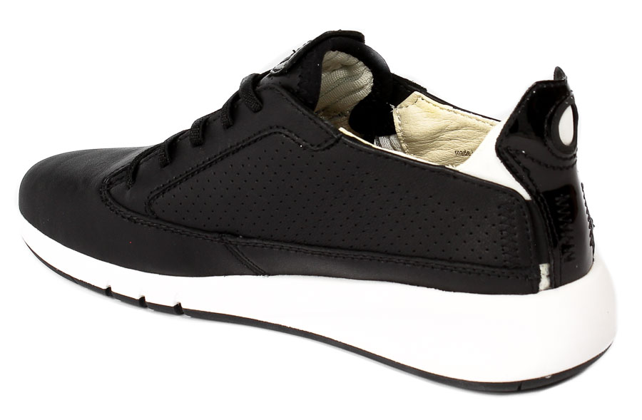 Sneakersy Geox D02HNA 00085 Black