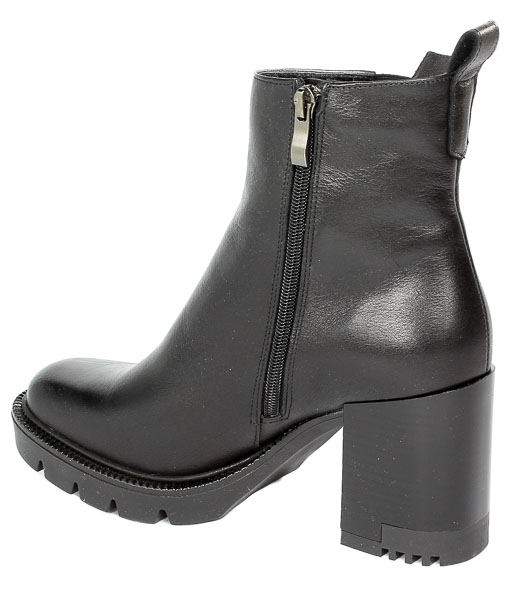 Botki Acord 3608-501 Czarne Lico