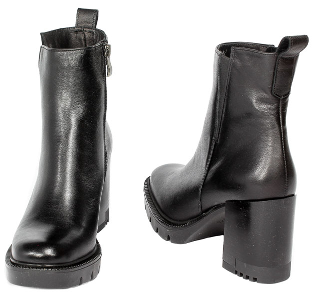 Botki Acord 3608-501 Czarne Lico