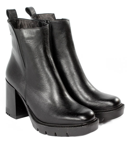 Botki Acord 3608-501 Czarne Lico