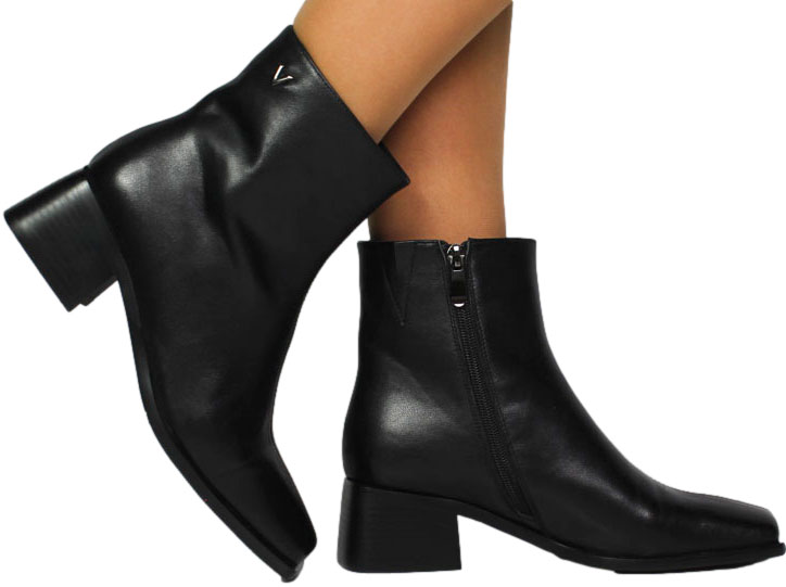 Botki Wygodne Venezia V439-00781-01 Czarne Skóra naturalna